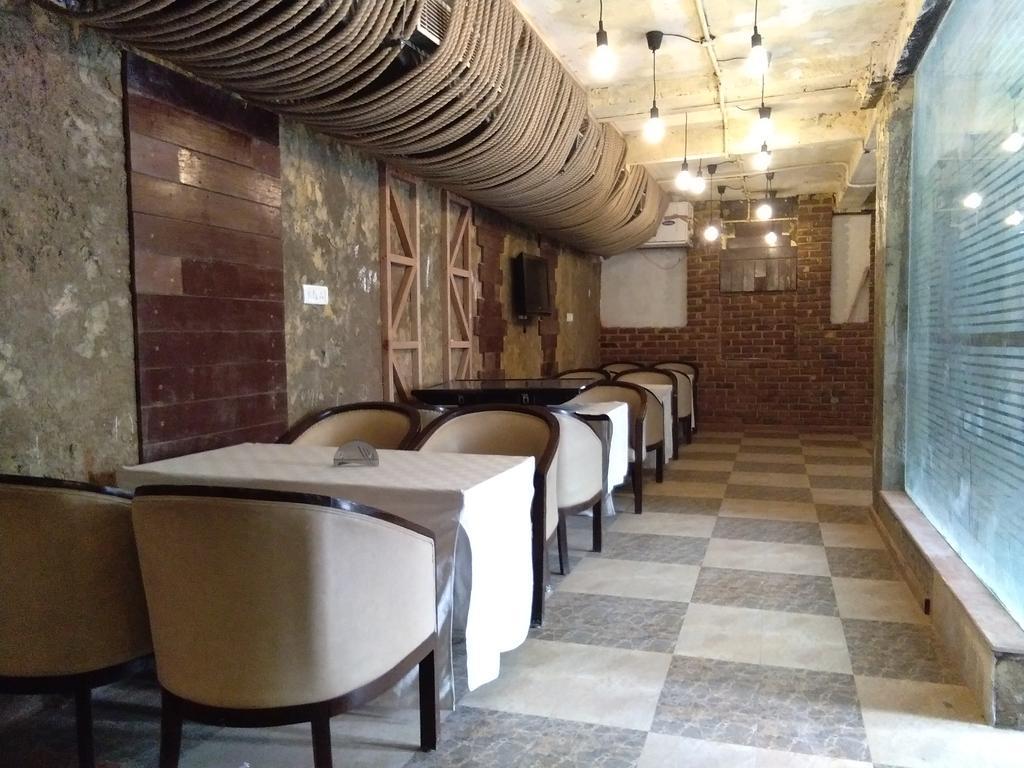 The White Klove New Delhi Extérieur photo