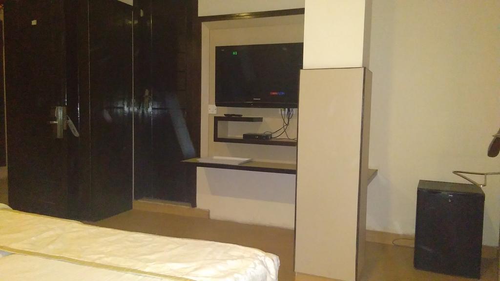 The White Klove New Delhi Extérieur photo