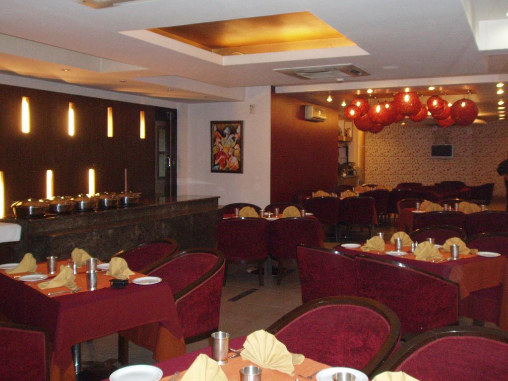 The White Klove New Delhi Extérieur photo